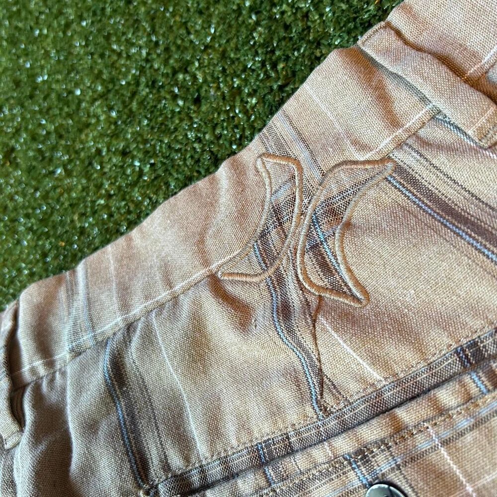 Hurley Men's Tan and Gold Shorts